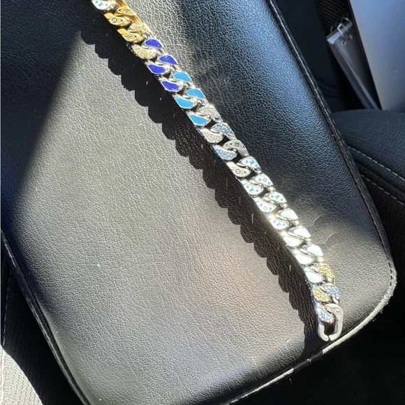 Louis Vuitton Monogram Chain Bracelet - Picture 6 of 8